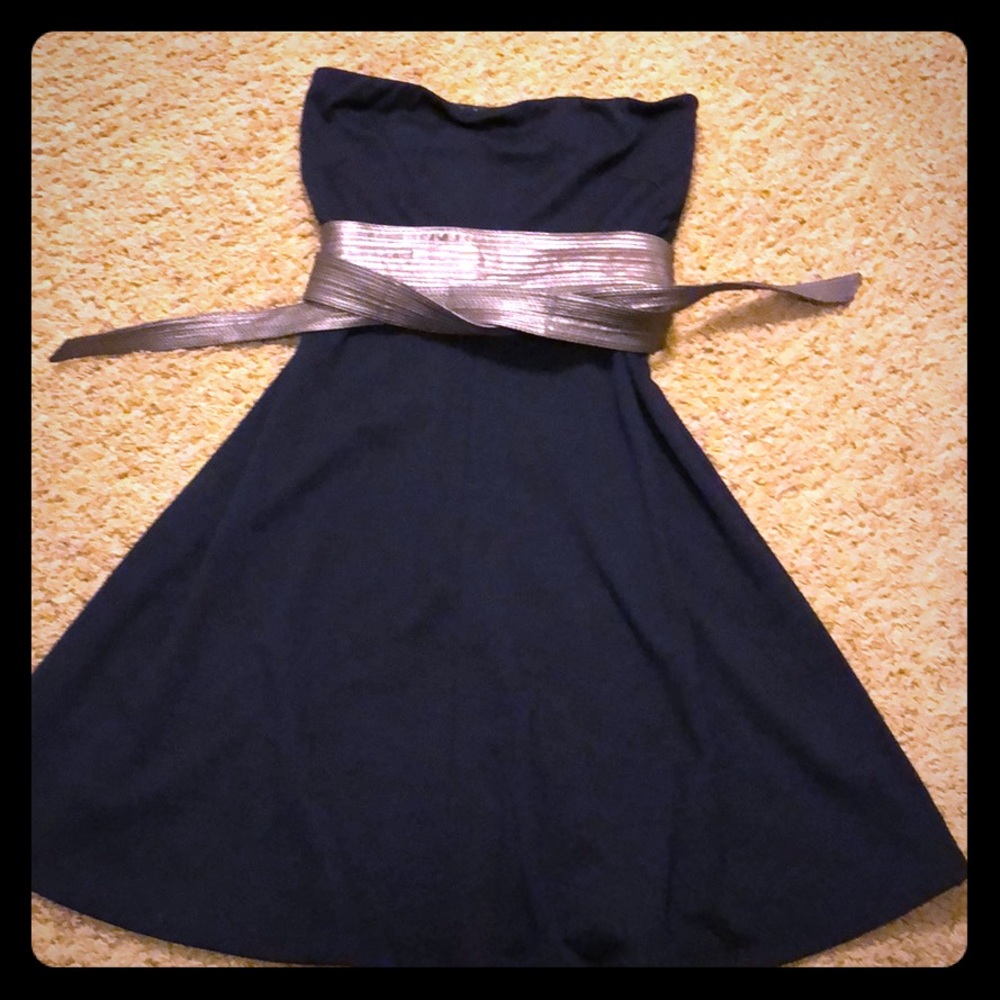 Navy Blue Strapless Dress